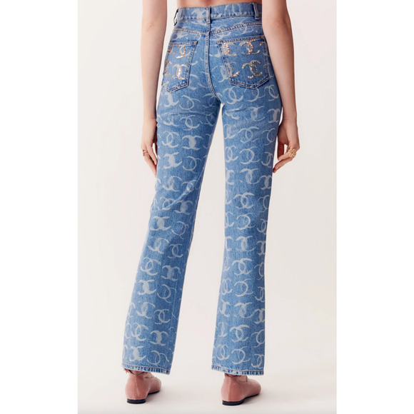 Chanel 23B Runway Light Blue Denim White CC Printed Logo Sequin Skinny Jeans 36 - Picture 1 of 16